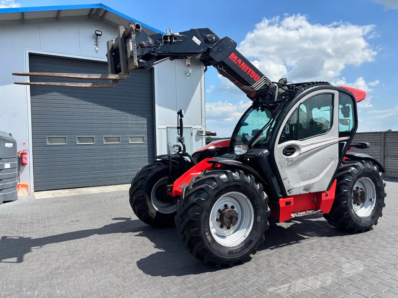 2017 Manitou MLT, 6.888 mth, εισαγωγή Σε απόθεμα στην ΕΕ — φωτο 3 z 21