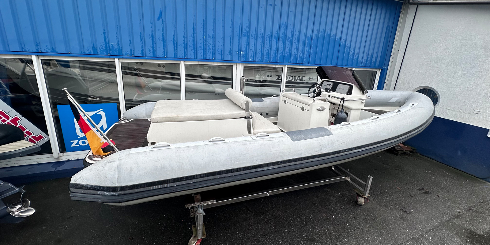 RIB 6.8, εισαγωγή Σε απόθεμα στην ΕΕ — φωτο 1