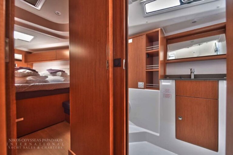 Bavaria 51 Cruiser, εισαγωγή Σε απόθεμα στην ΕΕ — φωτο 6 z 8
