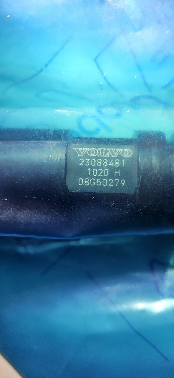 Vstřikovač comonrail bosch 3801857 a 23088481, Σε απόθεμα στην ΕΕ — φωτο 1