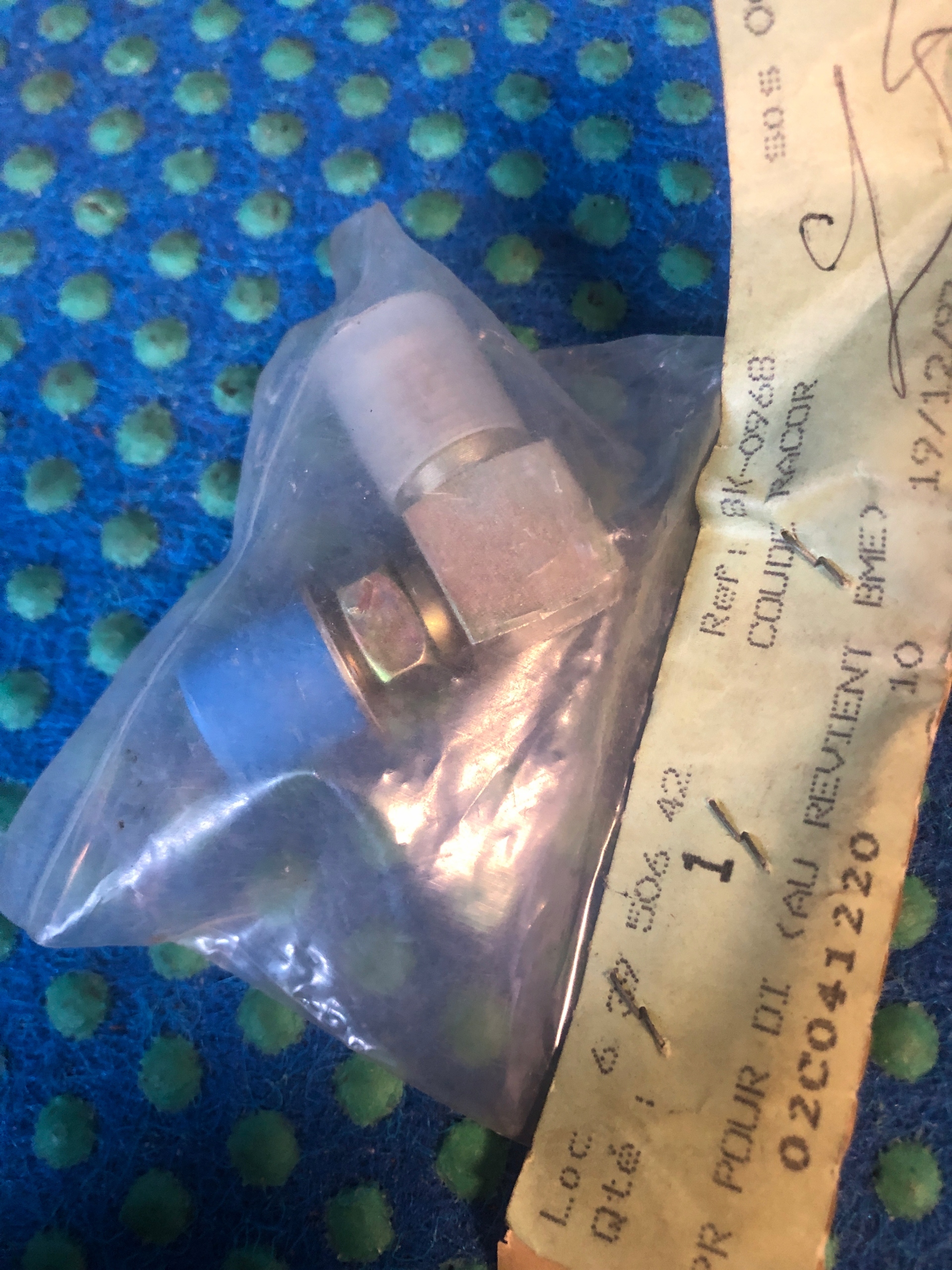 Adapter kolankowy 90 stopni o dlugosci 30,30 mm CAT 8K-0968, Σε απόθεμα στην ΕΕ — φωτο 1