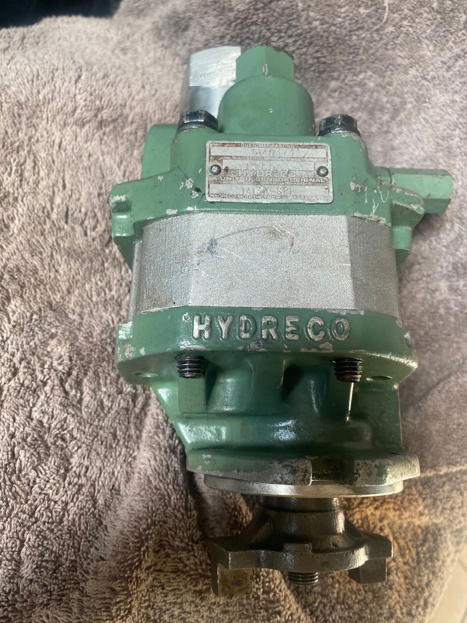 Hydro čerpadlo 1413A-F136/1413A-SP1 Detroit Diesel 05140373, OE 5140373, Σε απόθεμα στην ΕΕ — φωτο 1