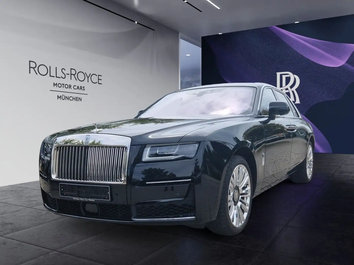 2024 Rolls-Royce Ghost, 6.850 km, Γερμανία — φωτο 1