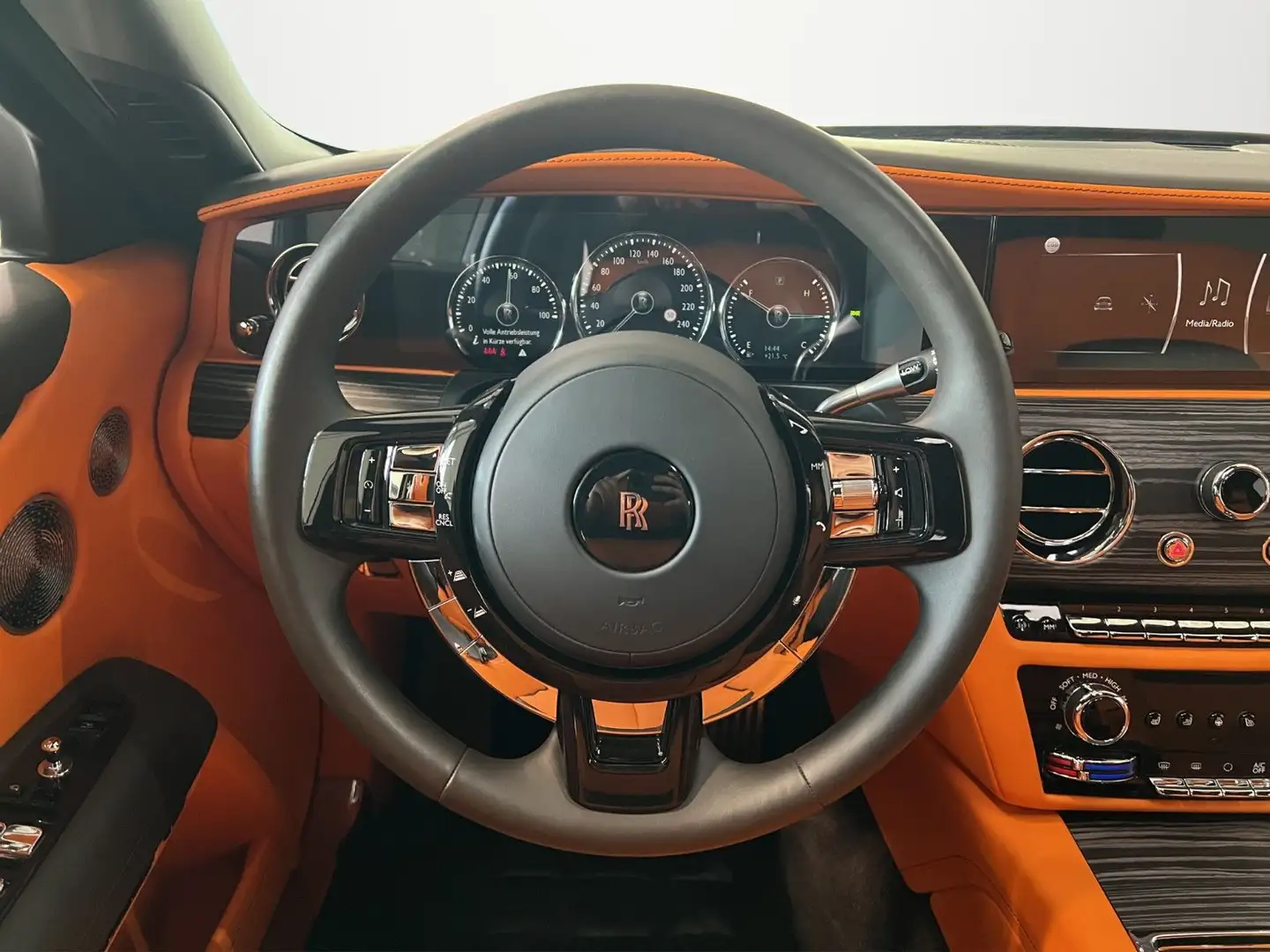 2023 Rolls-Royce Ghost, 37.400 km, Γερμανία — φωτο 11 z 12