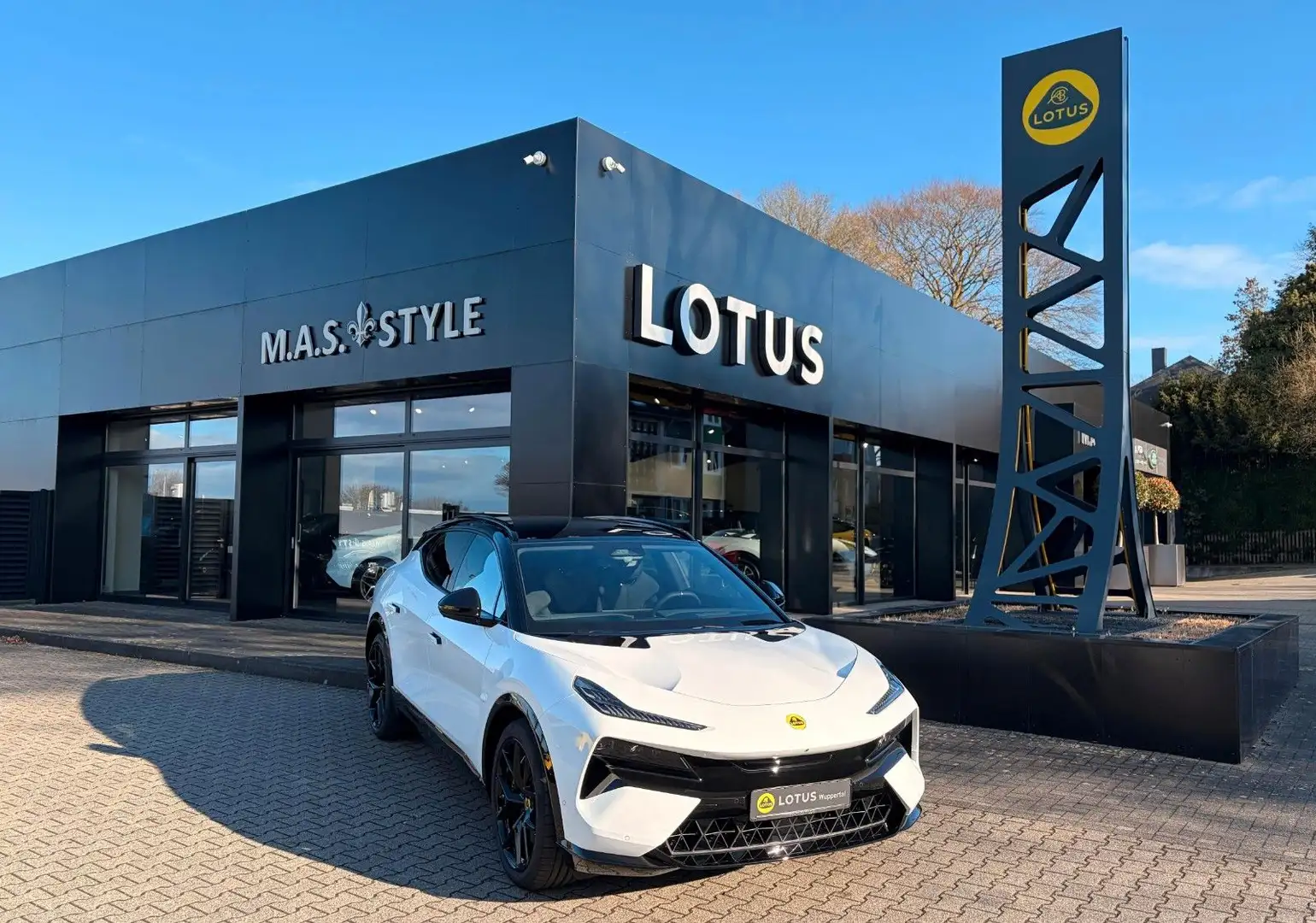 2026 Lotus Eletre, 9.950 km, Γερμανία — φωτο 1