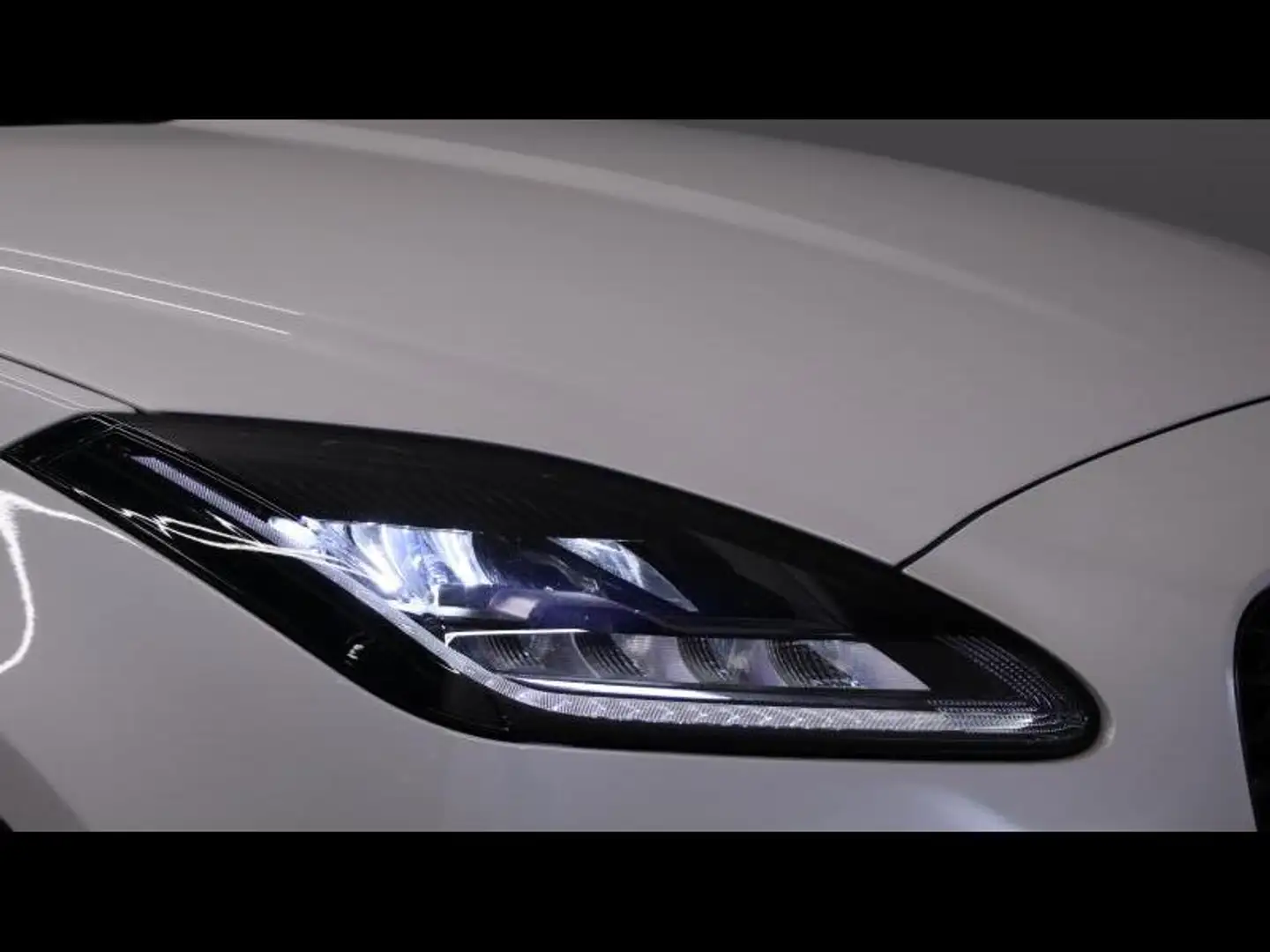 2024 Jaguar E-Pace, 24.657 km, Βέλγιο — φωτο 6 z 12