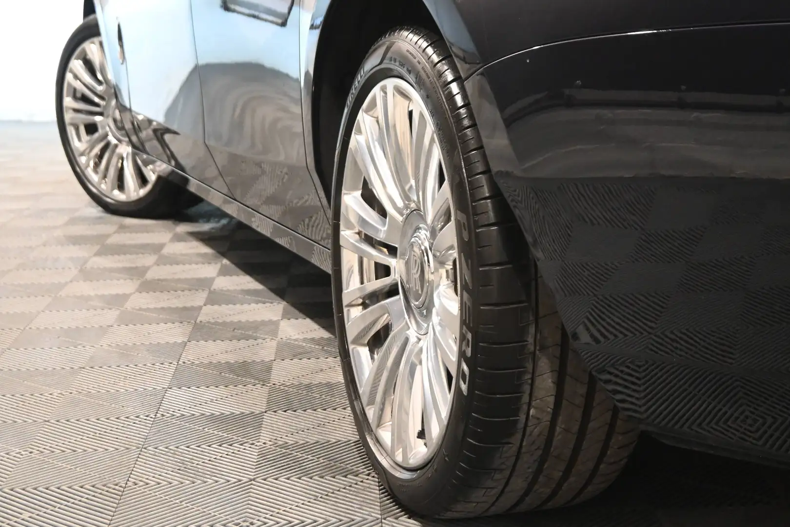 2022 Rolls-Royce Ghost, 9.482 km, Βέλγιο — φωτο 11 z 12