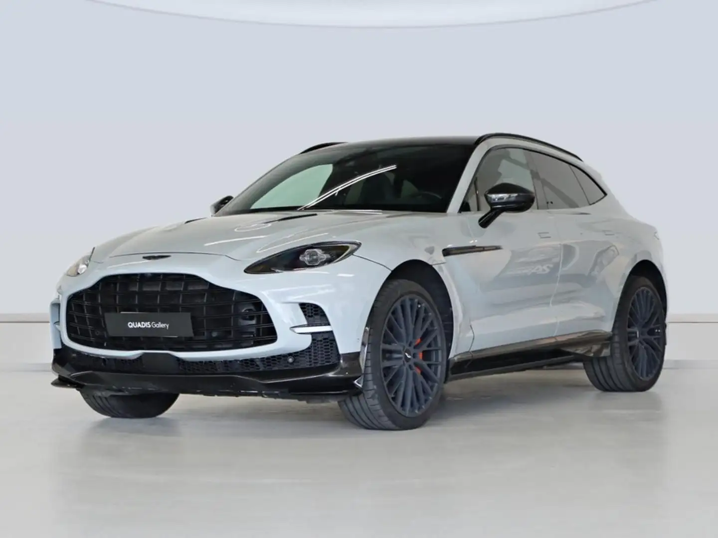 2025 Aston Martin DBX, 41.600 km, Ισπανία — φωτο 1