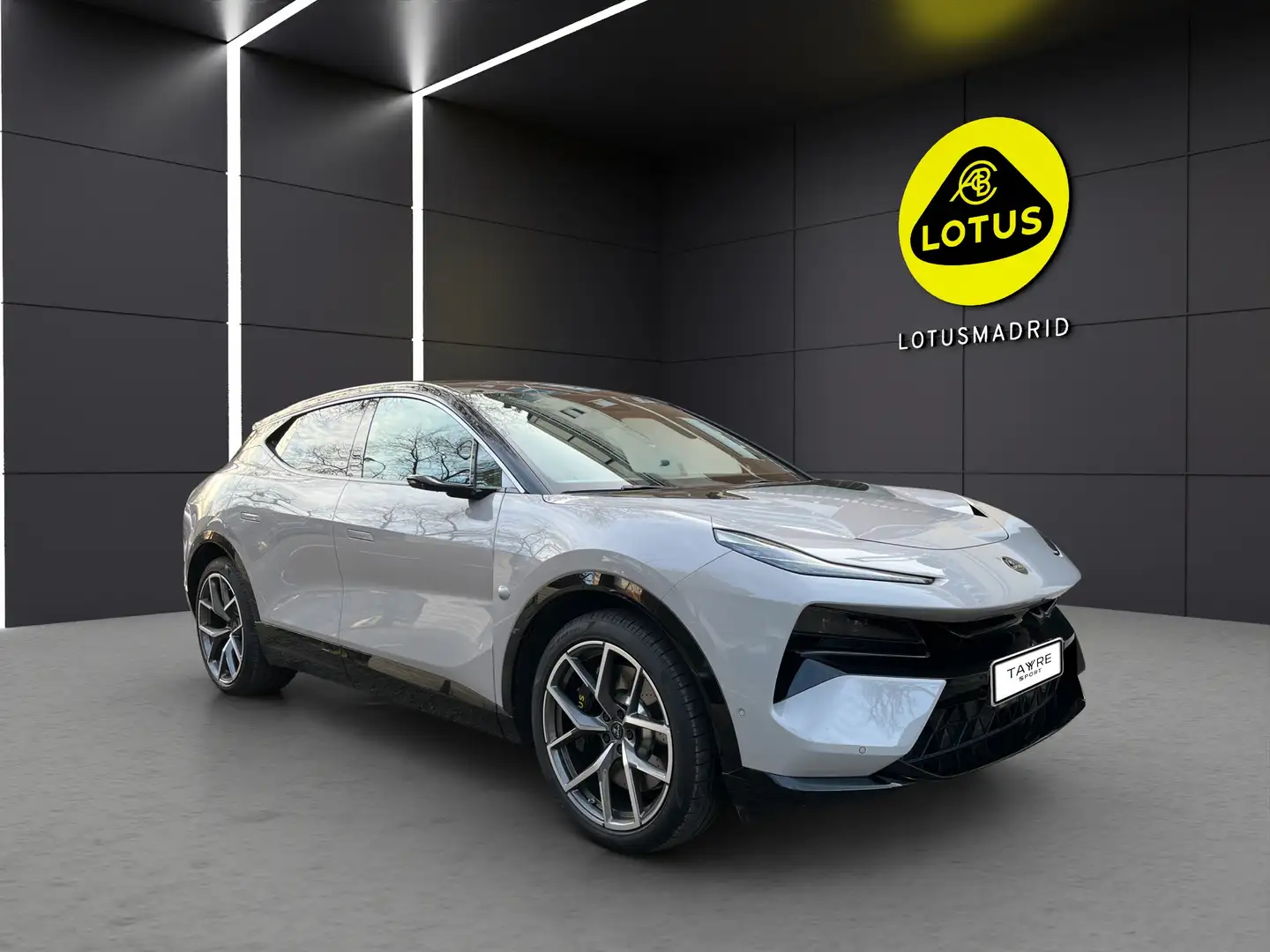 2026 Lotus Eletre, 1 km, Španělsko — φωτο 1