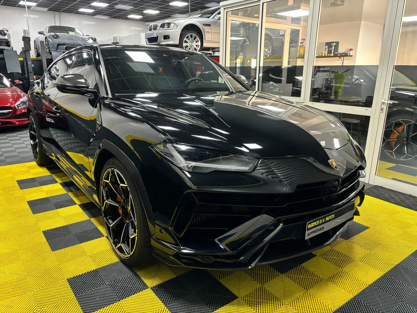 2024 Lamborghini Urus, 82 km, Francie — φωτο 1