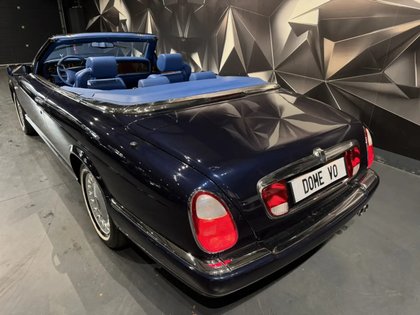 2001 Rolls-Royce Corniche, 39.800 km, Γαλλία — φωτο 5 z 12