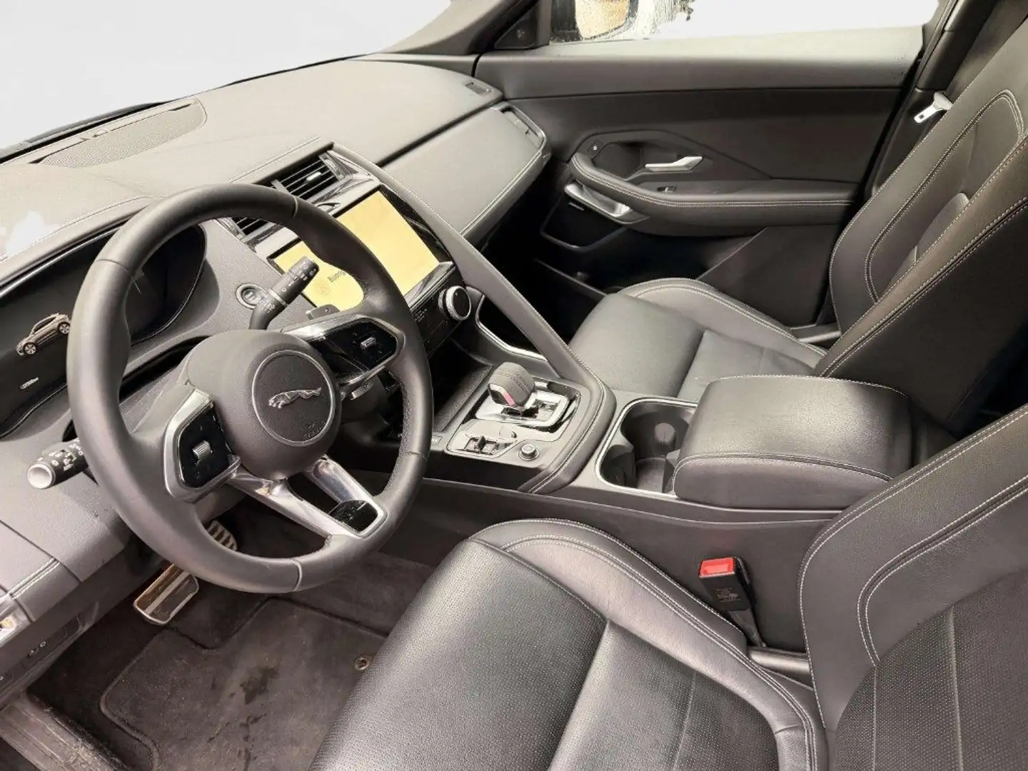 2025 Jaguar E-Pace, 37.000 km, Ιταλία — φωτο 9 z 12
