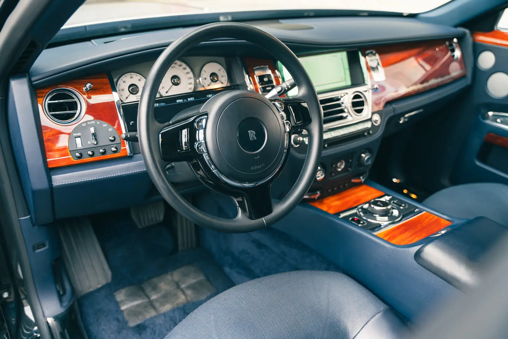 2013 Rolls-Royce Ghost, 49.000 km, Ιταλία — φωτο 10 z 12