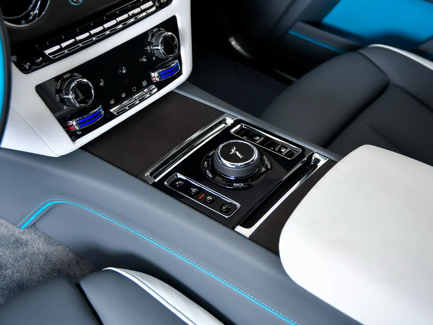 2025 Rolls-Royce Ghost, 11.500 km, Ιταλία — φωτο 8 z 12