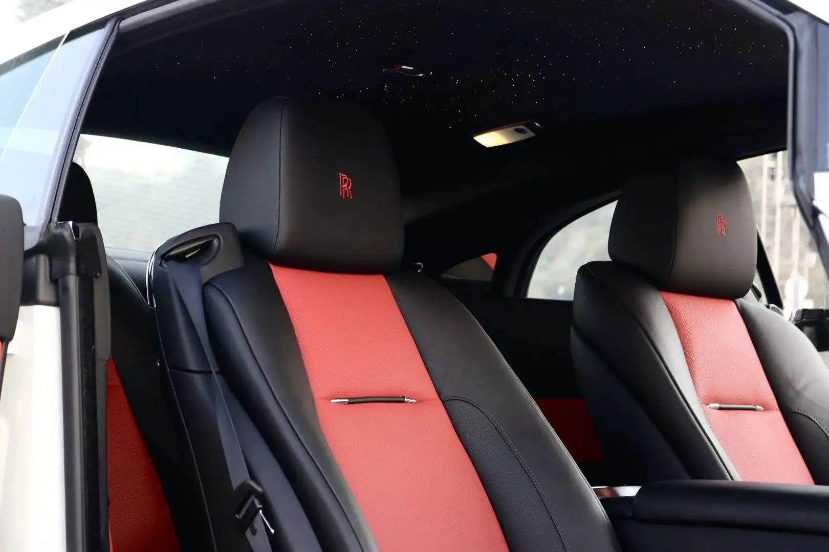 2019 Rolls-Royce Wraith, 4.200 km, Ιταλία — φωτο 9 z 12