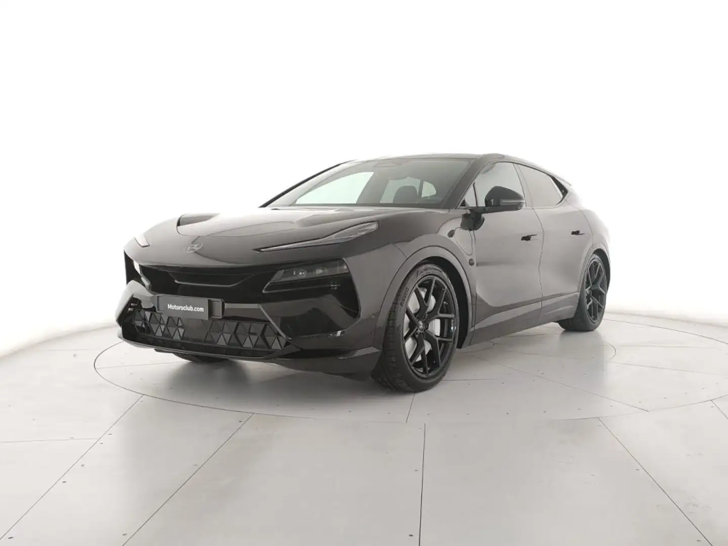 2025 Lotus Eletre, 4.500 km, Ιταλία — φωτο 1