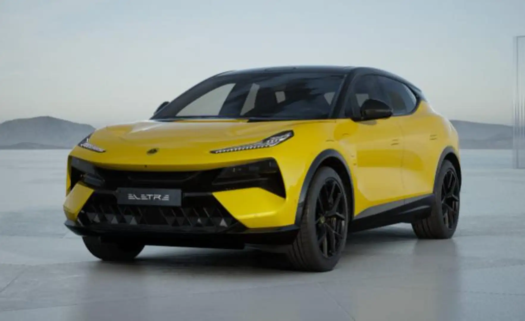 2025 Lotus Eletre, 2.100 km, Ιταλία — φωτο 1
