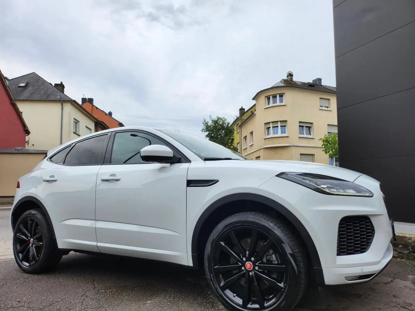 2019 Jaguar E-Pace, 97.000 km, Λουξεμβούργο — φωτο 1