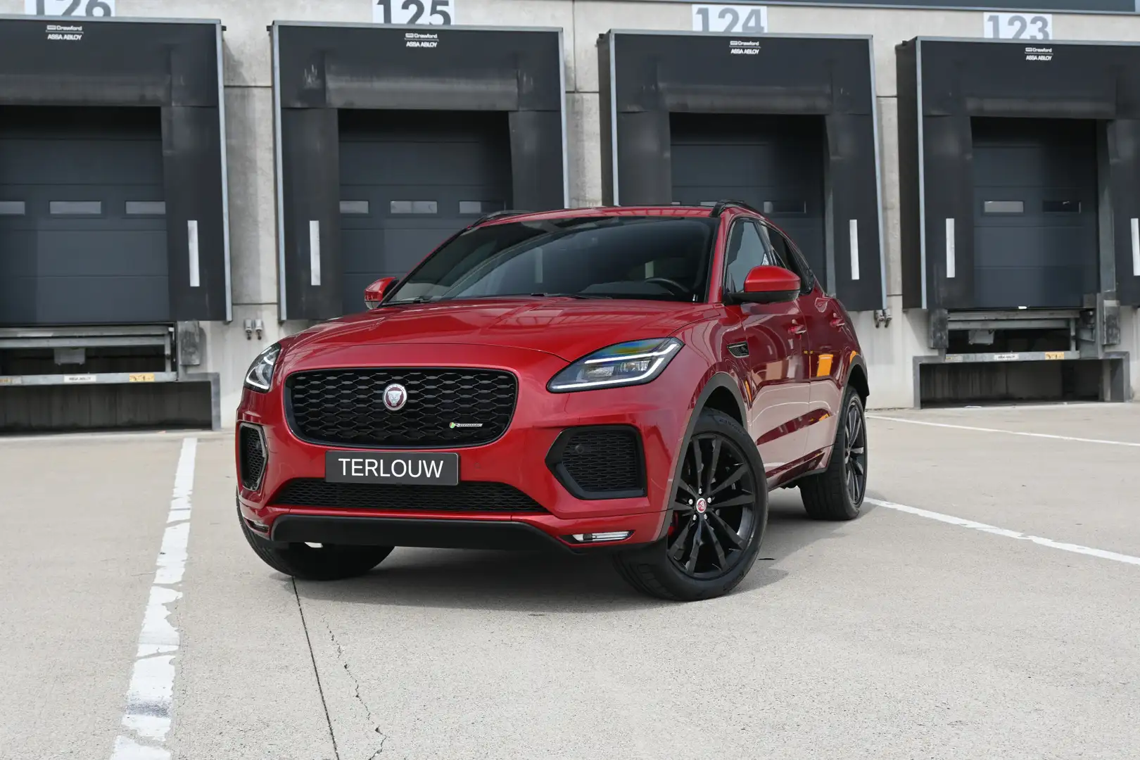 2022 Jaguar E-Pace, 36.345 km, Ολλανδία — φωτο 1