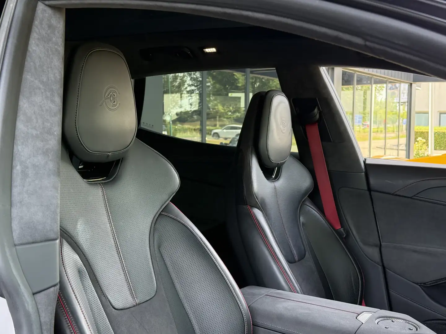 2023 Lotus Eletre, 76.528 km, Ολλανδία — φωτο 12 z 12