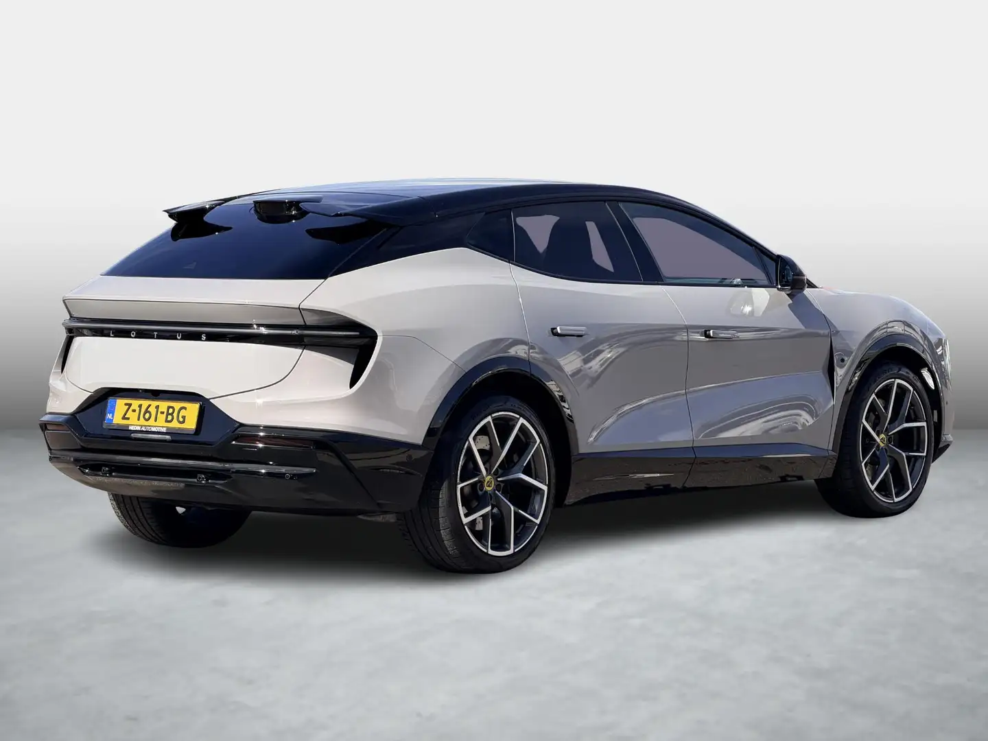 2024 Lotus Eletre, 38.151 km, Ολλανδία — φωτο 6 z 12