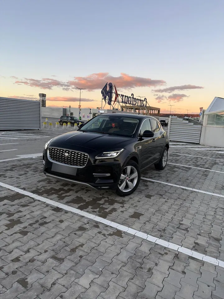 2022 Jaguar E-Pace, 77.000 km, Ρουμανία — φωτο 1