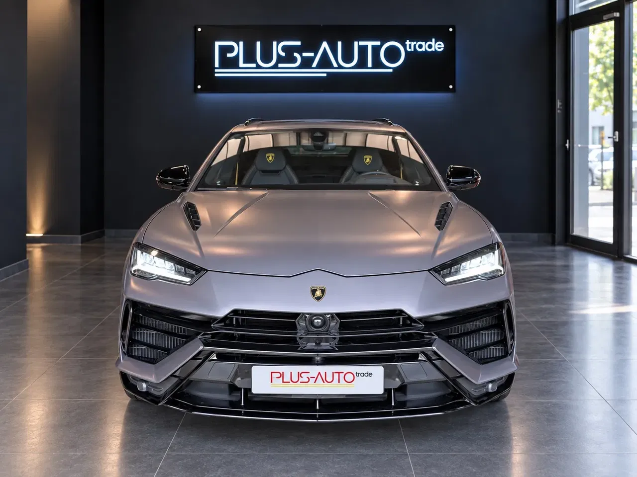 2024 Lamborghini URUS, 22.000 km, Ρουμανία — φωτο 1