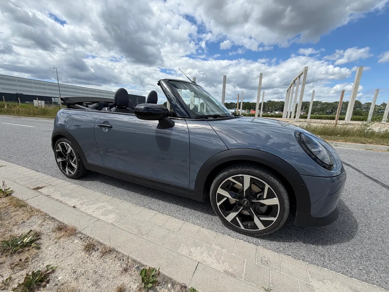 2025 MINI Cooper, 18.000 km, Πολωνία — φωτο 1