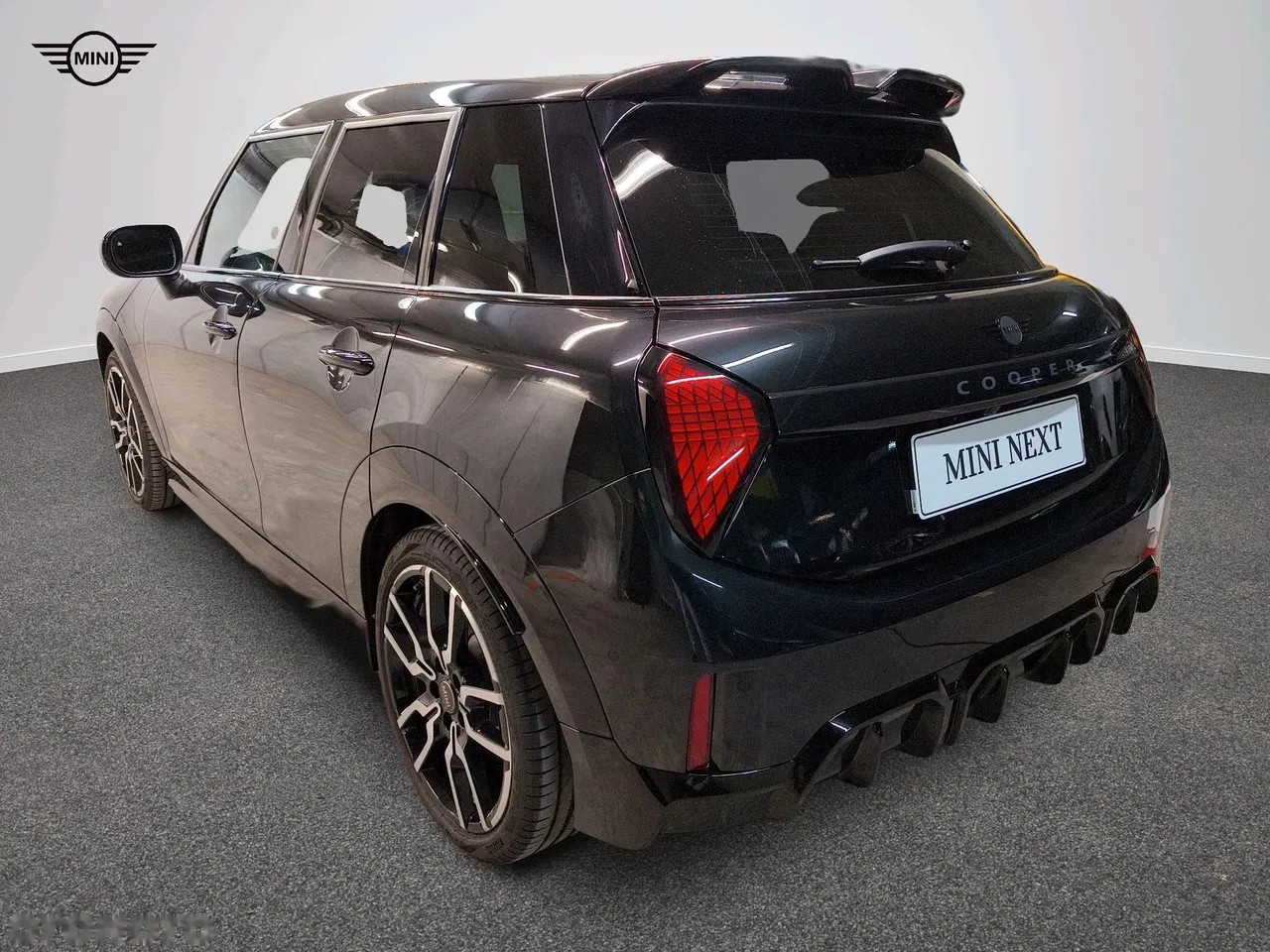 2025 MINI Cooper, 4.732 km, Πολωνία — φωτο 15 z 18