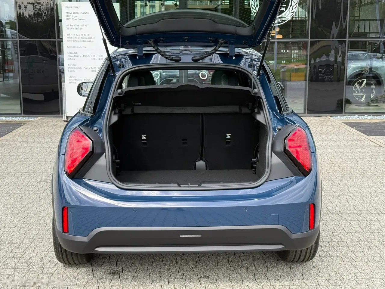 2026 MINI Cooper, 10 km, Πολωνία — φωτο 12 z 25