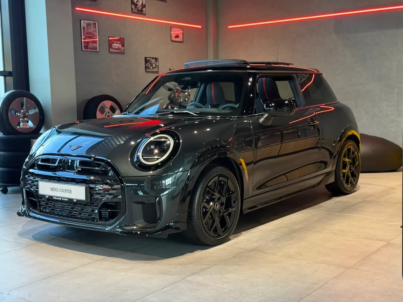 2025 MINI Cooper, 10 km, Polsko — φωτο 1