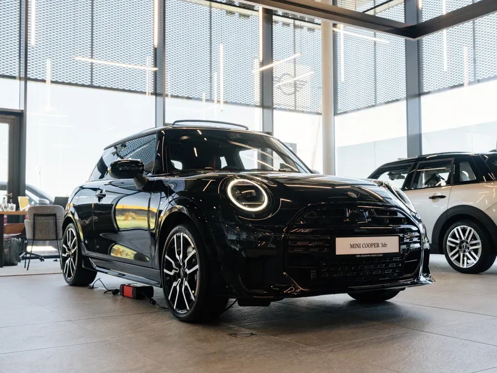 2025 MINI Cooper, 7 km, Πολωνία — φωτο 5 z 15