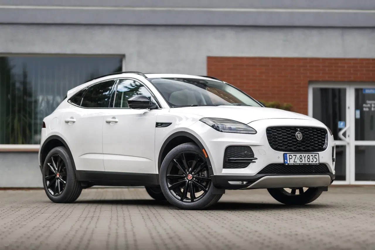 2022 Jaguar E-Pace, 47.800 km, Πολωνία — φωτο 1