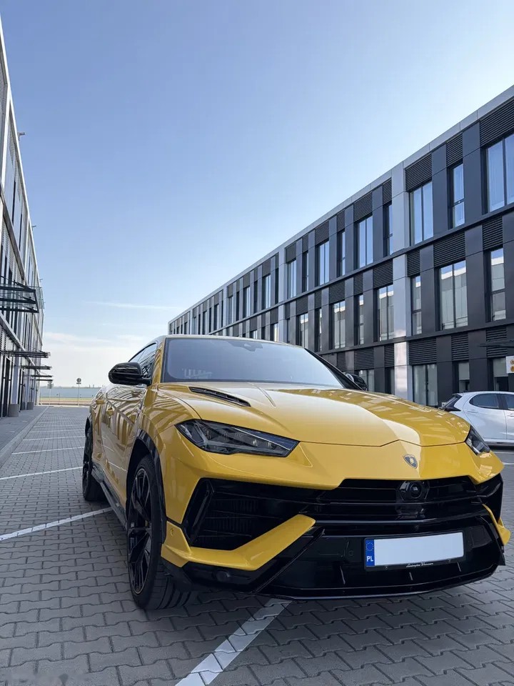 2023 Lamborghini Urus, 34.000 km, Πολωνία — φωτο 1