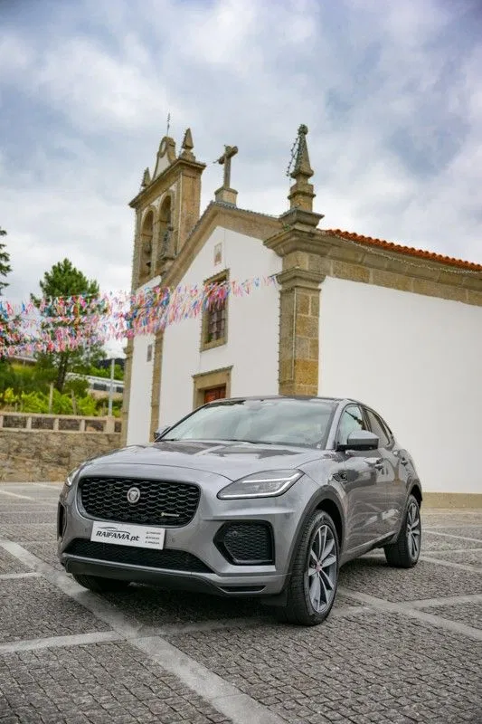 Jaguar E-Pace, 60.000 km, Portugalsko — φωτο 1