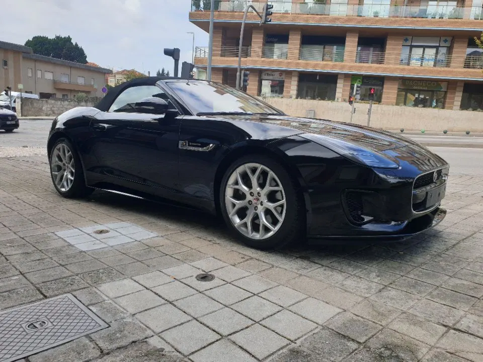 Jaguar F-Type, 24.000 km, Portugalsko — φωτο 1