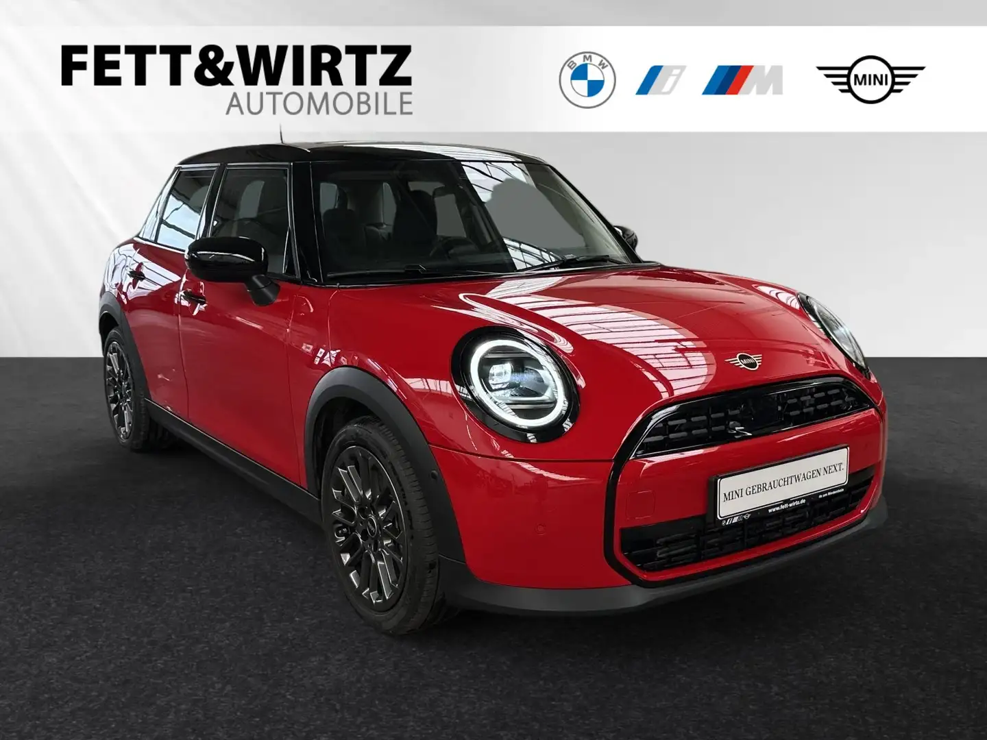 2025 MINI Cooper C, 3.703 km, Německo — φωτο 1