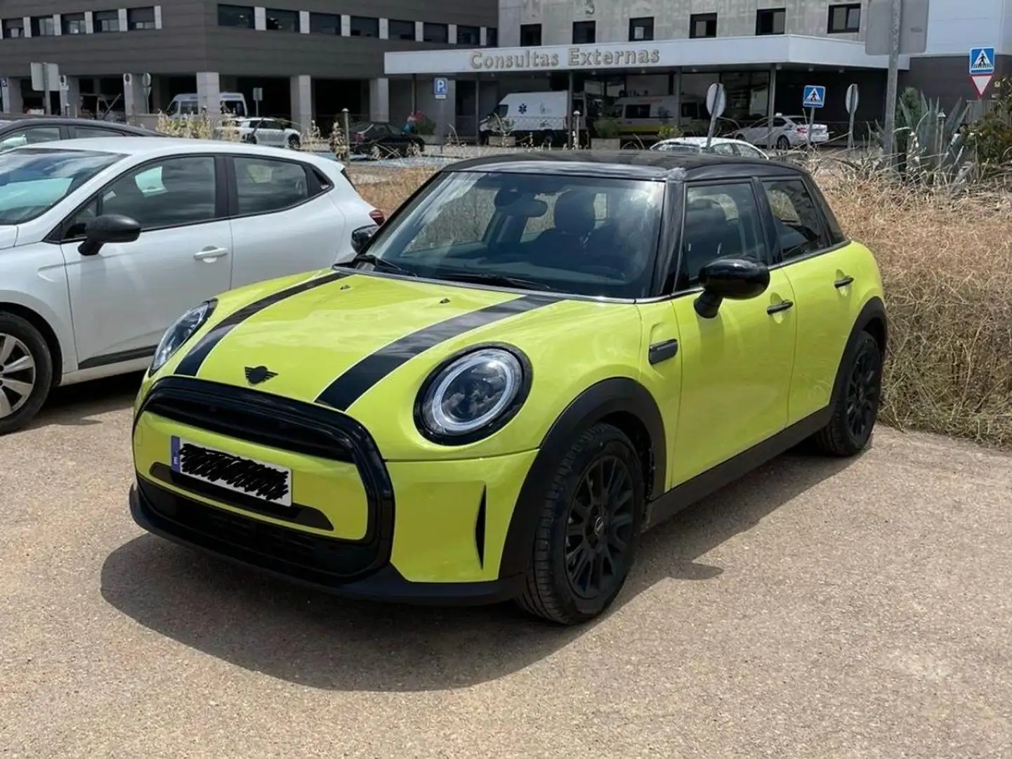 2023 MINI Cooper, 65.250 km, Španělsko — φωτο 1