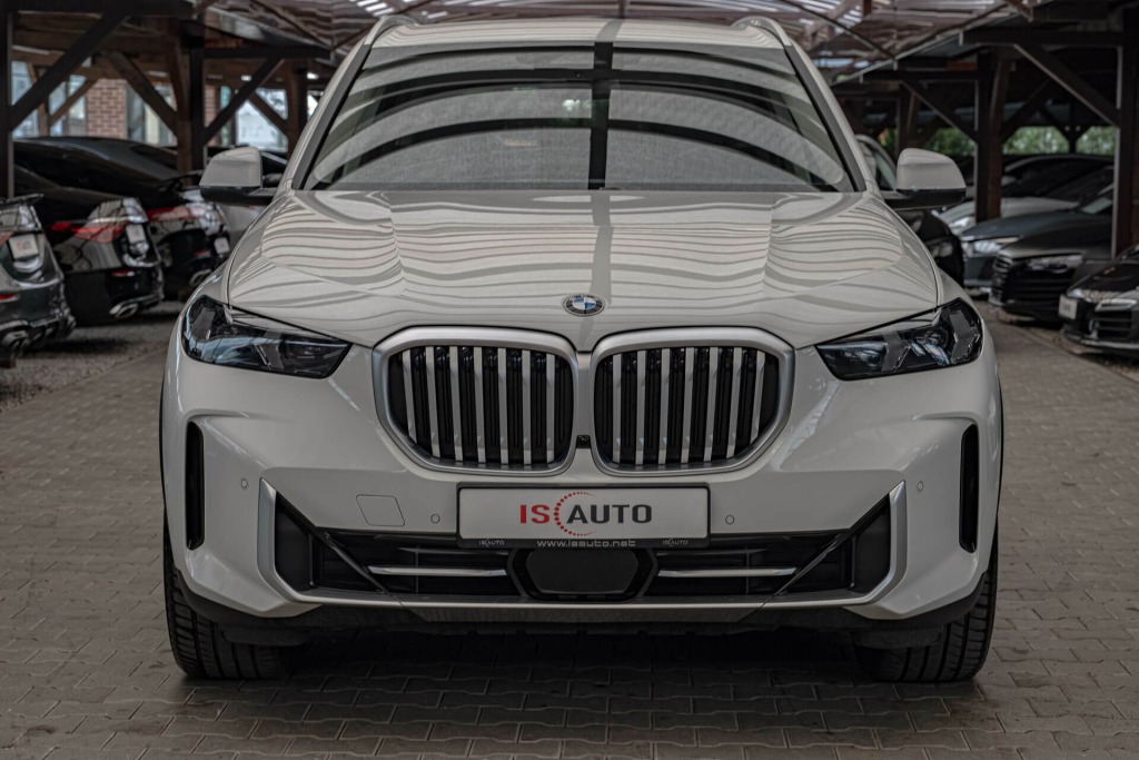 2023 BMW, 65.500 km, Βουλγαρία — φωτο 1