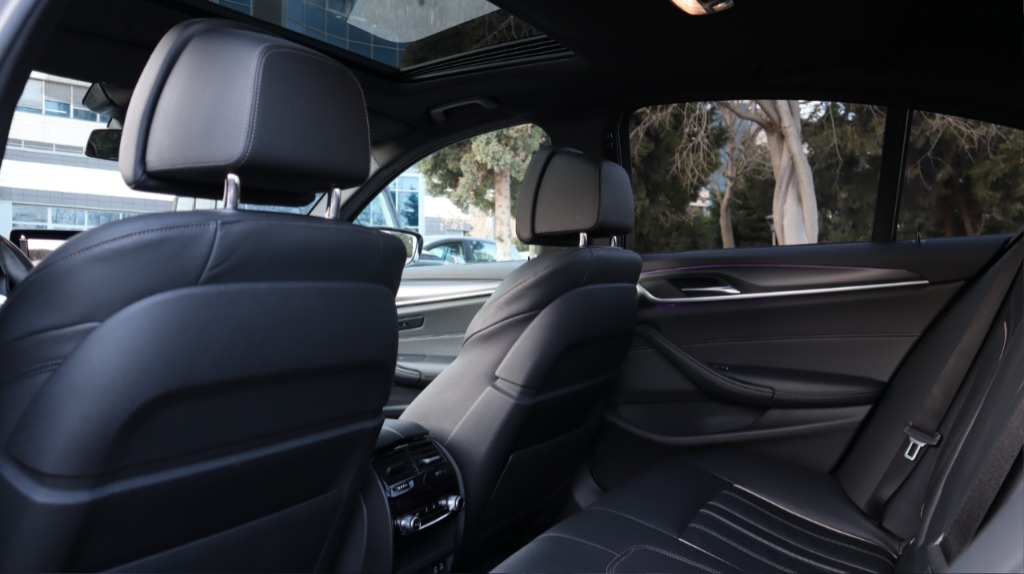 2023 BMW, 50.500 km, Βουλγαρία — φωτο 12 z 13