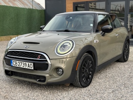 2020 MINI, 166.154 km, Βουλγαρία — φωτο 1