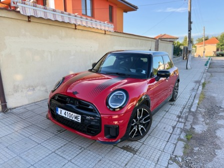 2025 MINI, 5.400 km, Βουλγαρία — φωτο 1