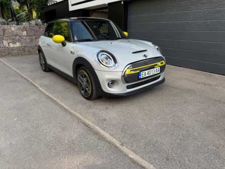 2020 MINI, 38.800 km, Βουλγαρία — φωτο 1