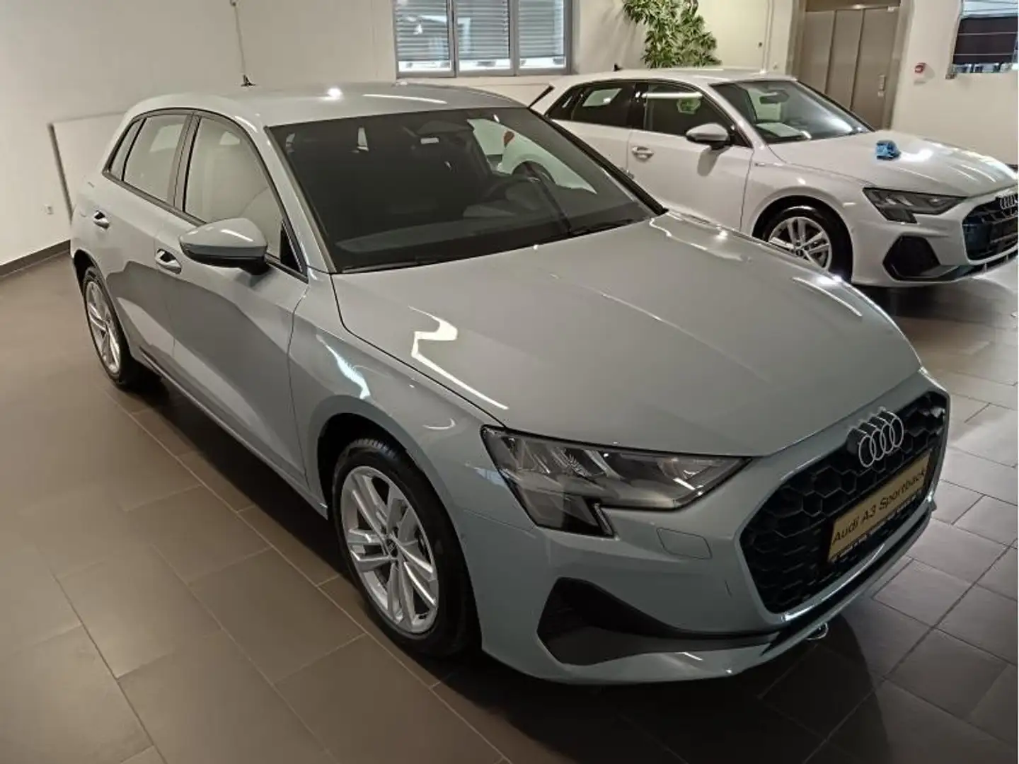 2026 Audi A3, 9.000 km, Λουξεμβούργο — φωτο 5 z 10