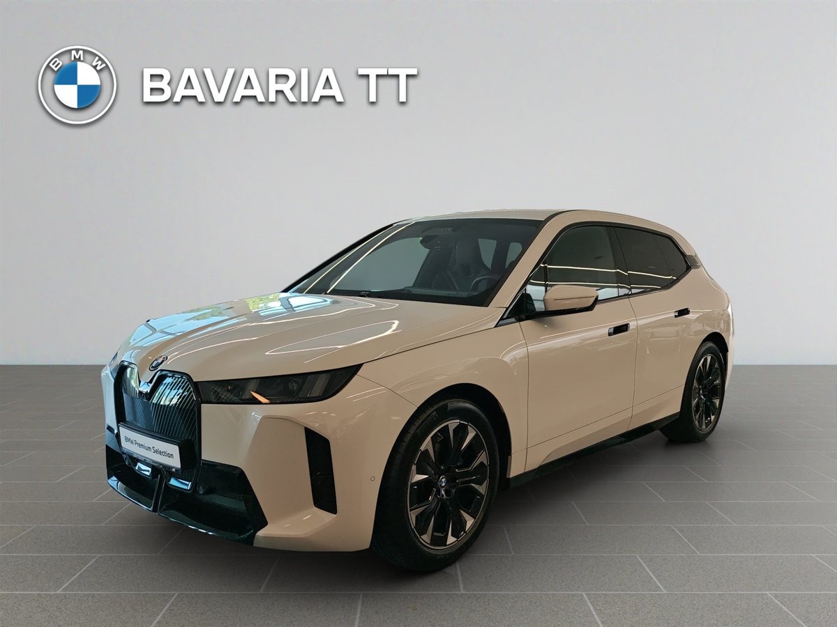 2025 BMW iX, 25.587 km, Slovensko — φωτο 1
