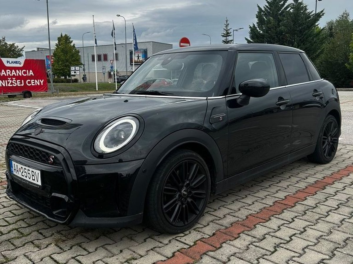 2023 MINI Cooper S, 35.600 km, Σλοβακία — φωτο 1