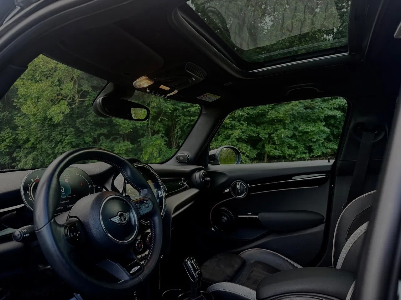 2024 MINI Cooper S, 22.000 km, Πολωνία — φωτο 11 z 21