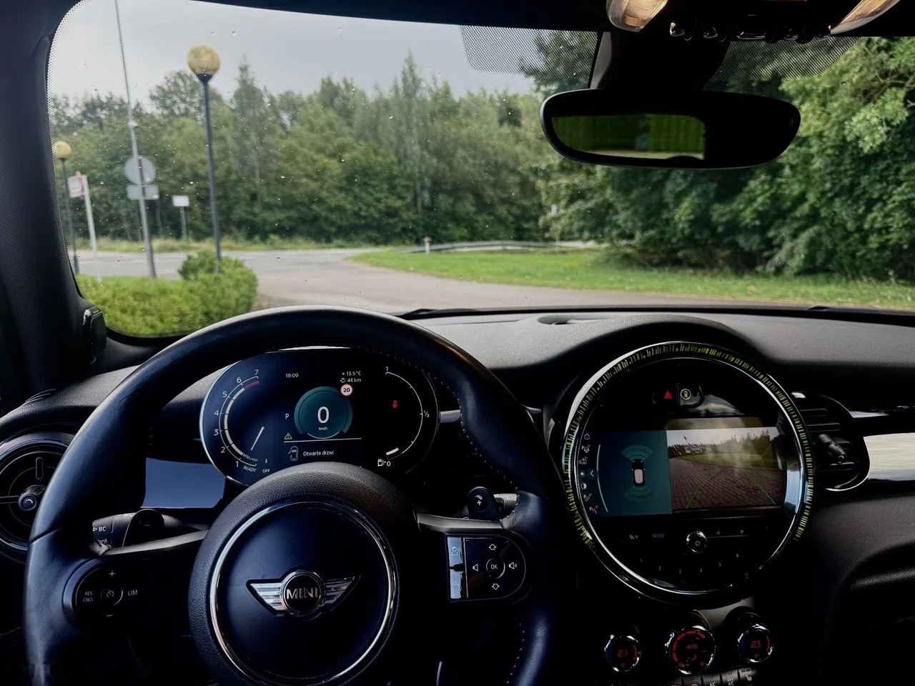 2024 MINI Cooper S, 22.000 km, Πολωνία — φωτο 16 z 21