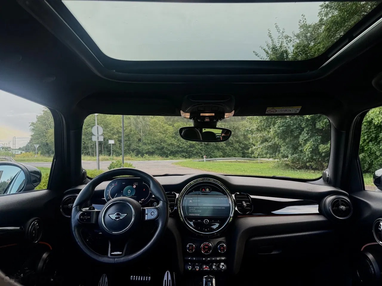 2024 MINI Cooper S, 22.000 km, Πολωνία — φωτο 9 z 21