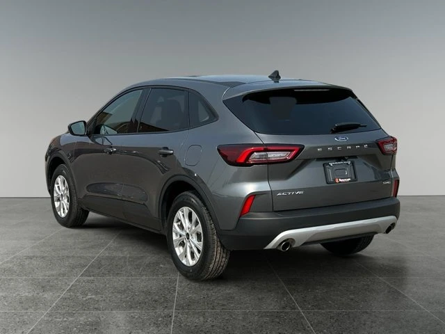 2025 Ford Escape Active, μαύρο, 43.931 km, εισαγωγή Καναδάς — φωτο 3 z 15